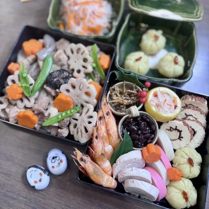 osechi-ryori-complete_web_sq.jpg