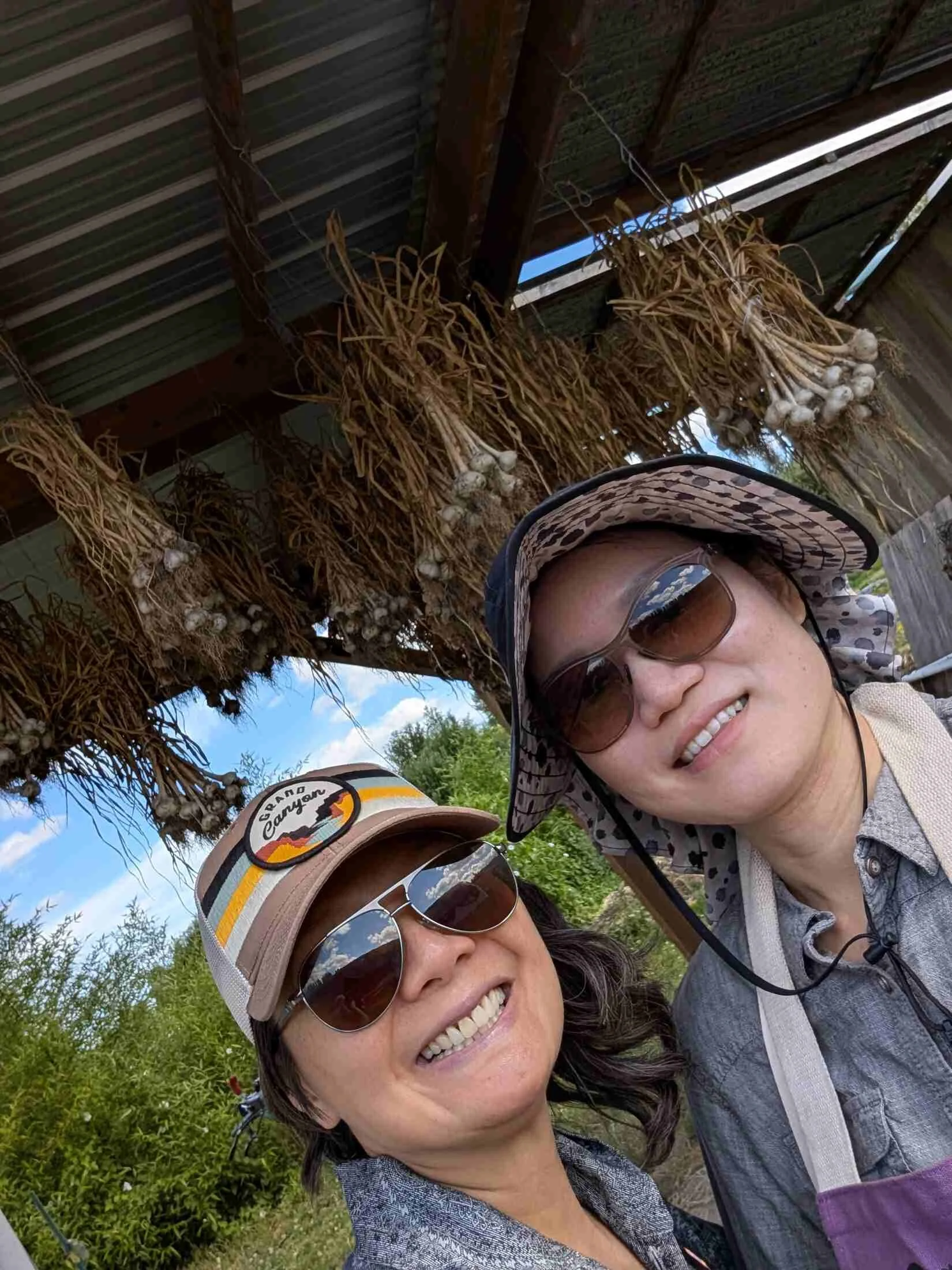 21-elaine-and-sherry-selfie-garlic-rack.jpg
