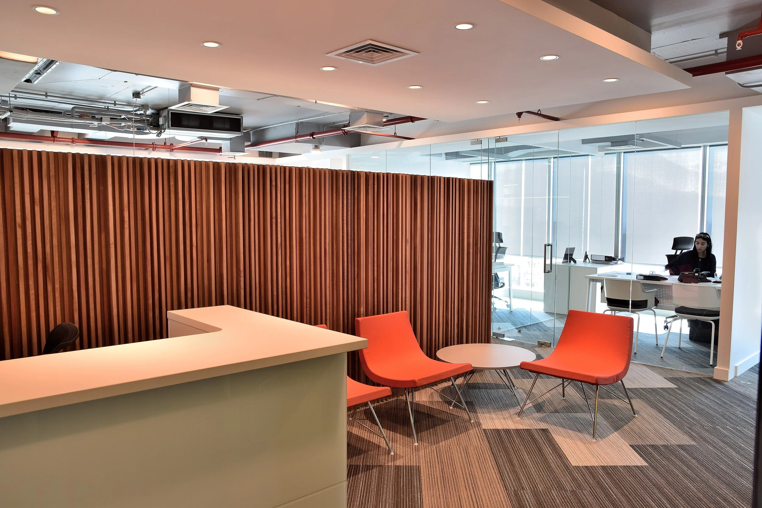 INTERIORISMO-OFICINAS-ABOGADOS-DISEÑO-WOOD-INTERIORDESIGN--MODLUAR CARPET- VITRA - FURNITURE-ARQUITECTURA -ARCHITECTURE 02.JPG