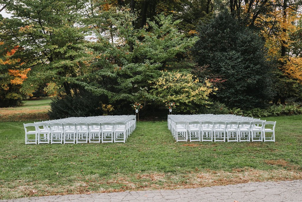 Portico-Awbury-Arboretum-Wedding-24.jpg