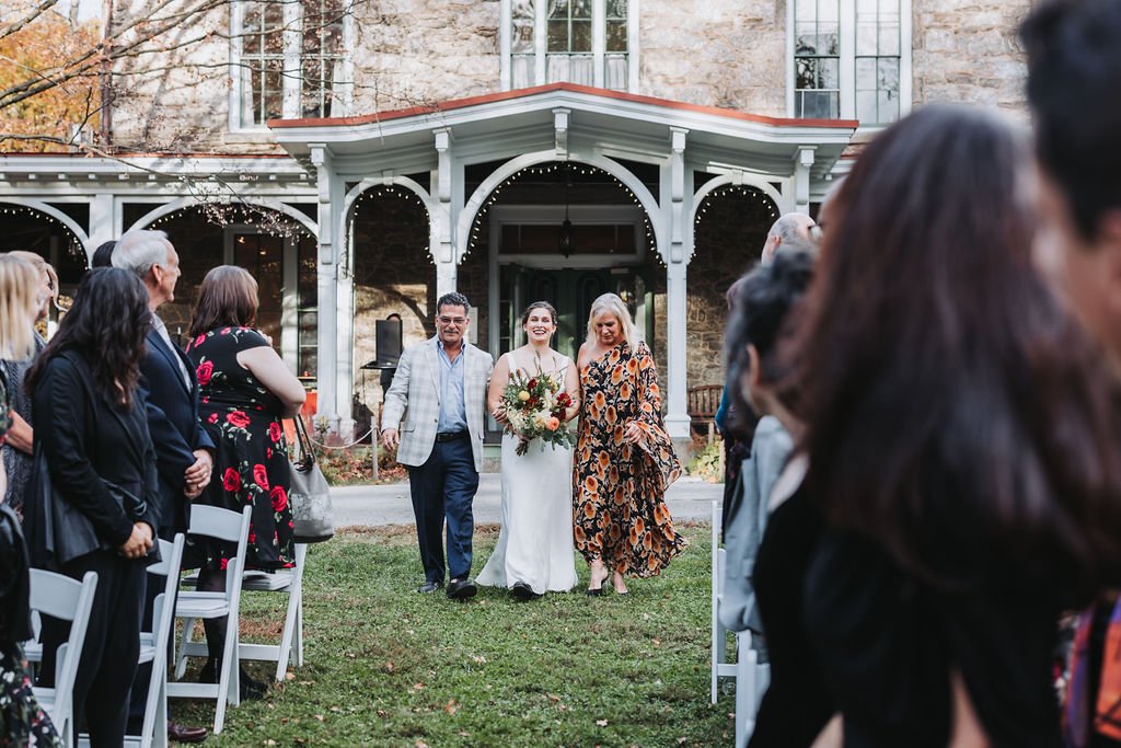 Portico-Awbury-Arboretum-Wedding-210.jpg