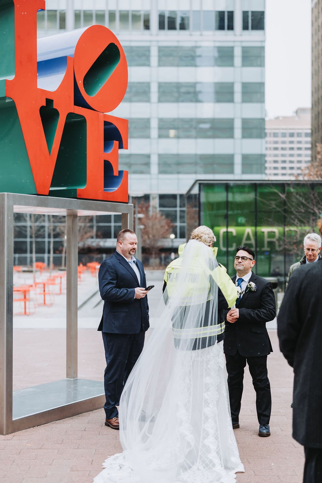 Love-park-philadelphia-elopement-128.jpg