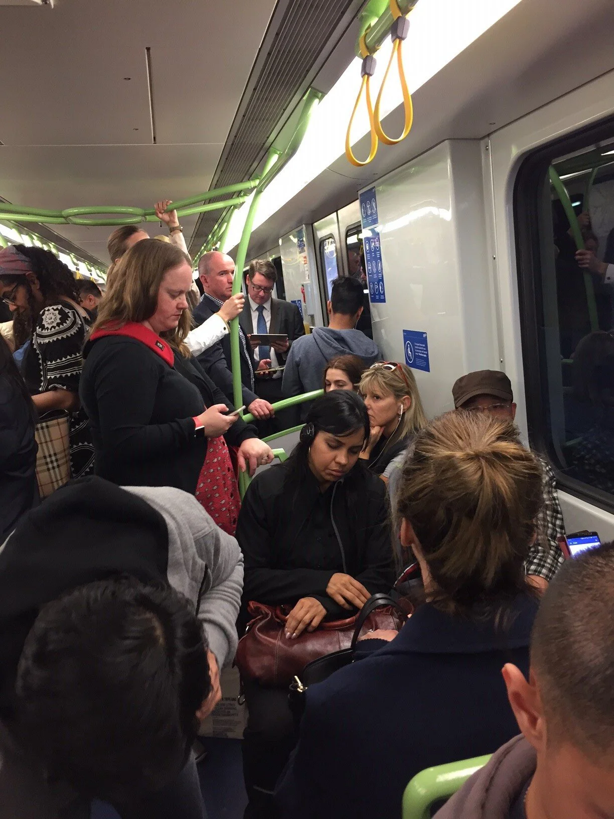 Trains: mobile co-working spaces