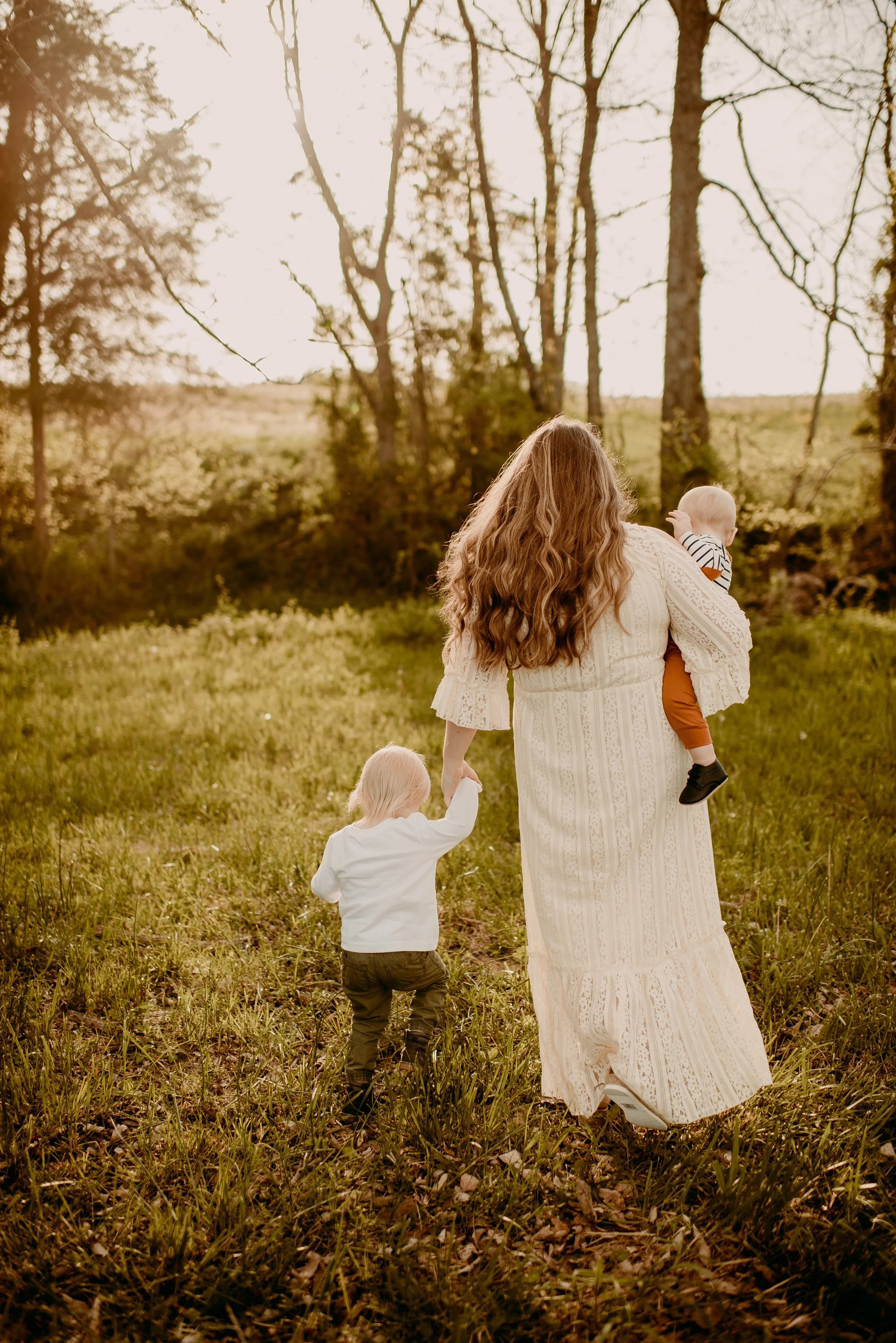 Motherhood Mini 11 of 24.jpg