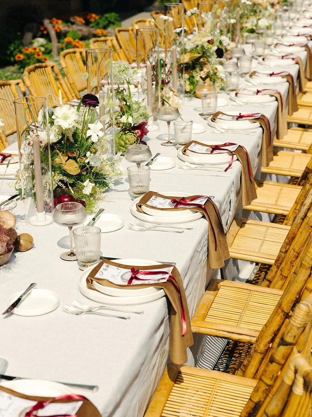 @lodgeatstedward // @kyliehaledesigns // @evancarpenterphotography // @honeycrumbcakes // @fignhoney.rentals // @setthetablepartyrentals // @cortpartyrental // @marzanoevents 

#seattleweddingplanner #seattleweddingcoordinator #seattlewedding #seattl