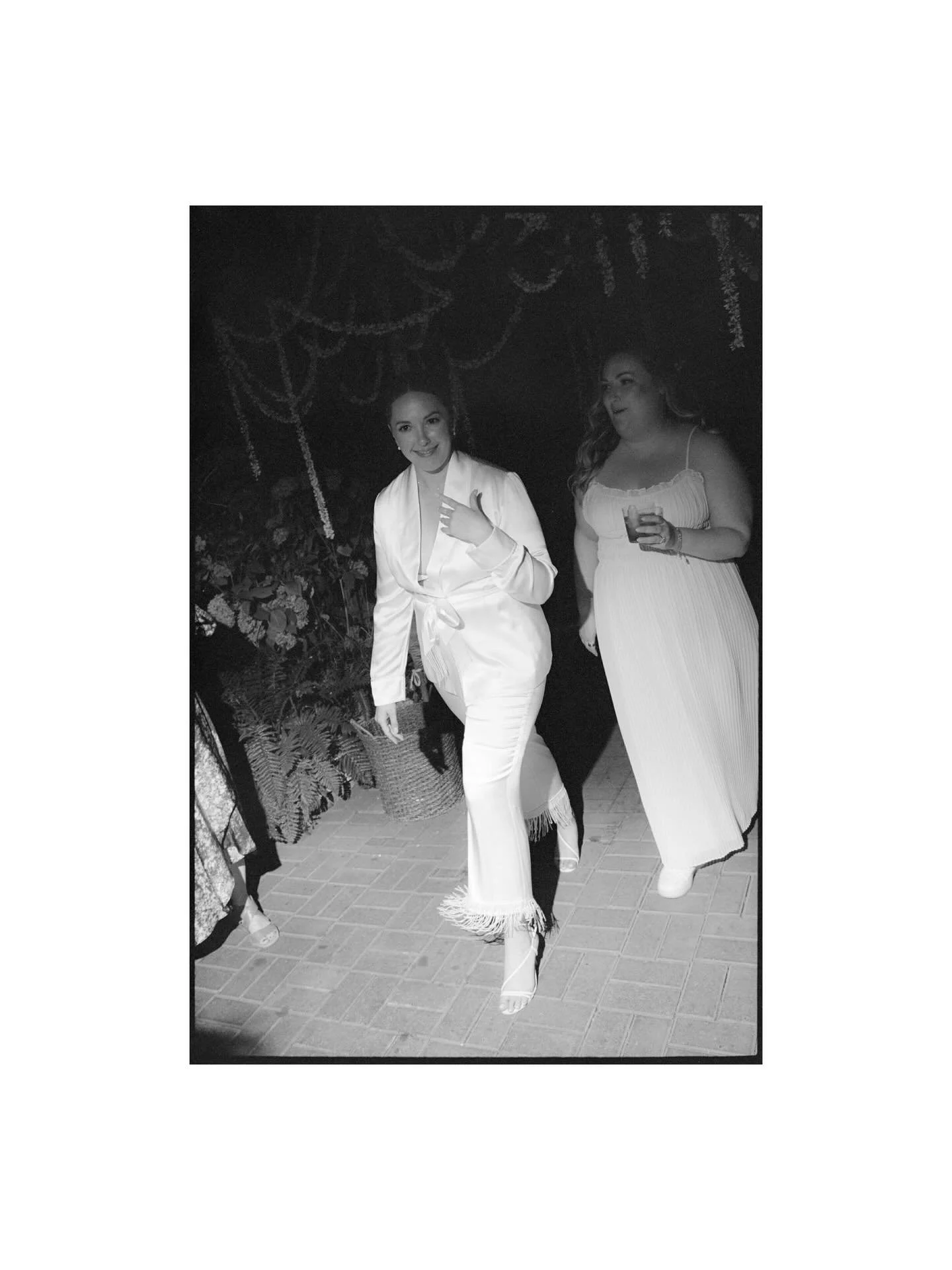 Churros + Lauren&rsquo;s reception outfit + a @babyvanbeezly dance floor + a @brierandivy overhead install makes for the perfect reception 🖤🤍

@thecorsonbuilding // @alysonhallphoto // @brierandivy // @babyvanbeezly // @canelamexicafe // @glammed_b