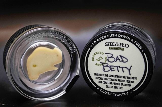 &rsquo;Bad Betty&rsquo; Reserve hash rosin by skord. Only a few of these left at a discounted price for #waxwednesday
.
.
.
.
.
.
.
.
.
 #hashrosin #rosin #terpenes #terp #lewiscounty #chehalis #chehalisstoners #washington #cannabisjuice #i502 #dank 