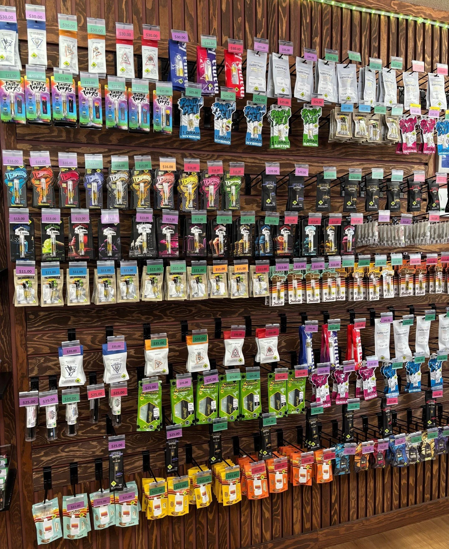 Wax Wednesday is on at Gypsy Greens Chehalis 🍯

Come check out our concentrate wall. Our team will help you find the right texture and flavor for you. 10 off all concentrates, today only.

📍 1570 N National Ave, Chehalis

21+ only. This product has