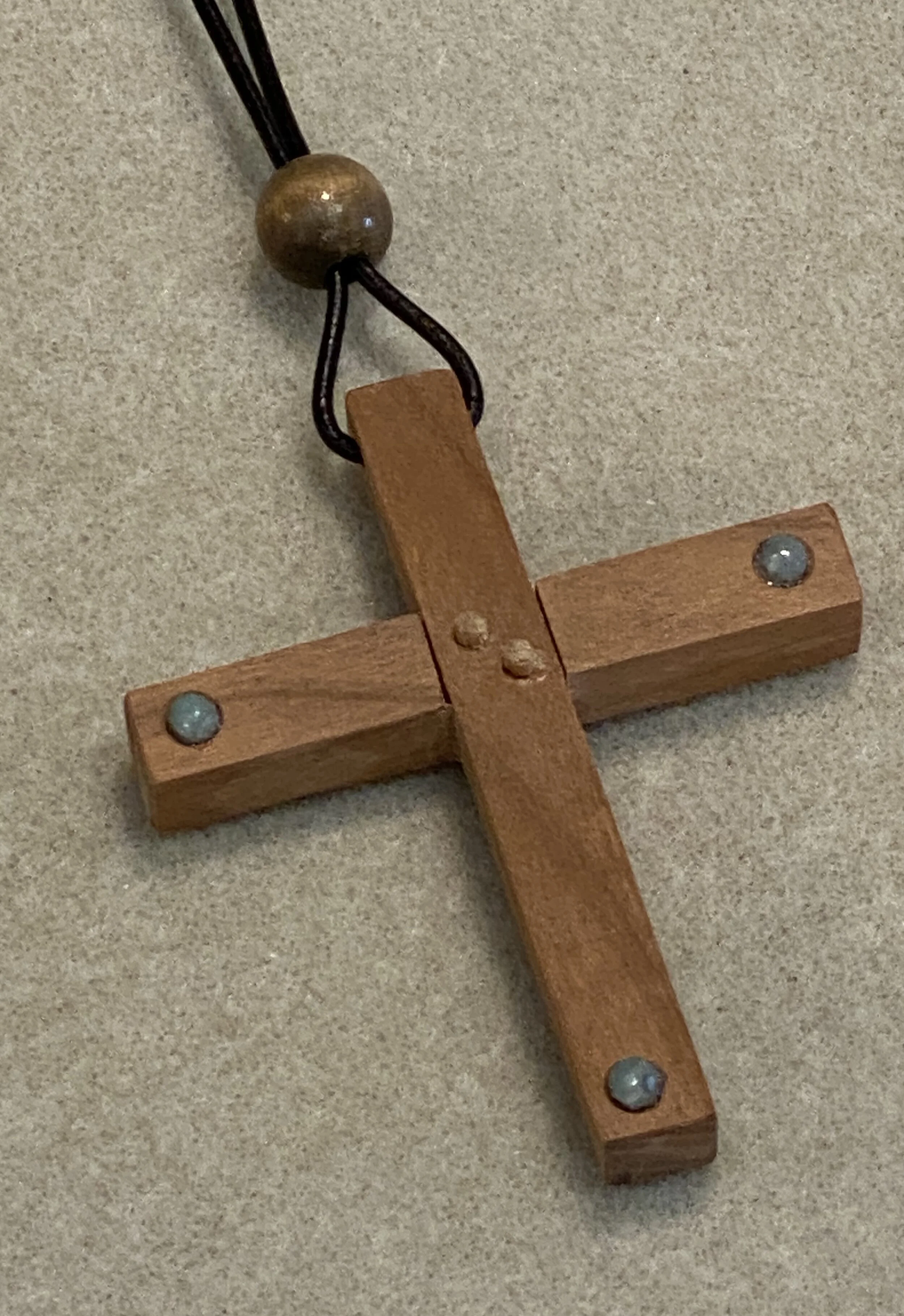 GREEN CHALCEDONY CROSS NECKLACE