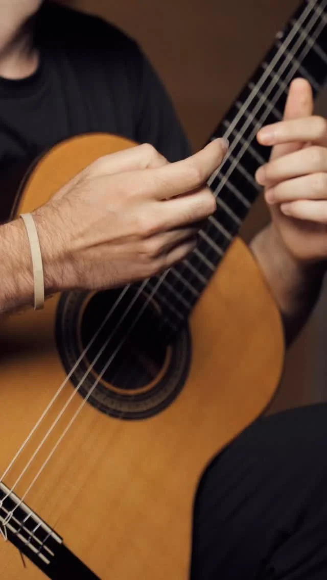 The most beautiful thing…ever.
Eduardo Gutterres shares why he chose the guitar, while playing original piece, “Farewell No. 2”
#acousticguitarist