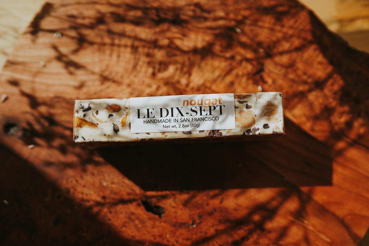 Le Dix Sept&rsquo;s nougat highlights the quality of the organic honey used to create the confection. The bar echoes the traditional style of European nougat and includes mango, cacao nibs, and almond 🍯