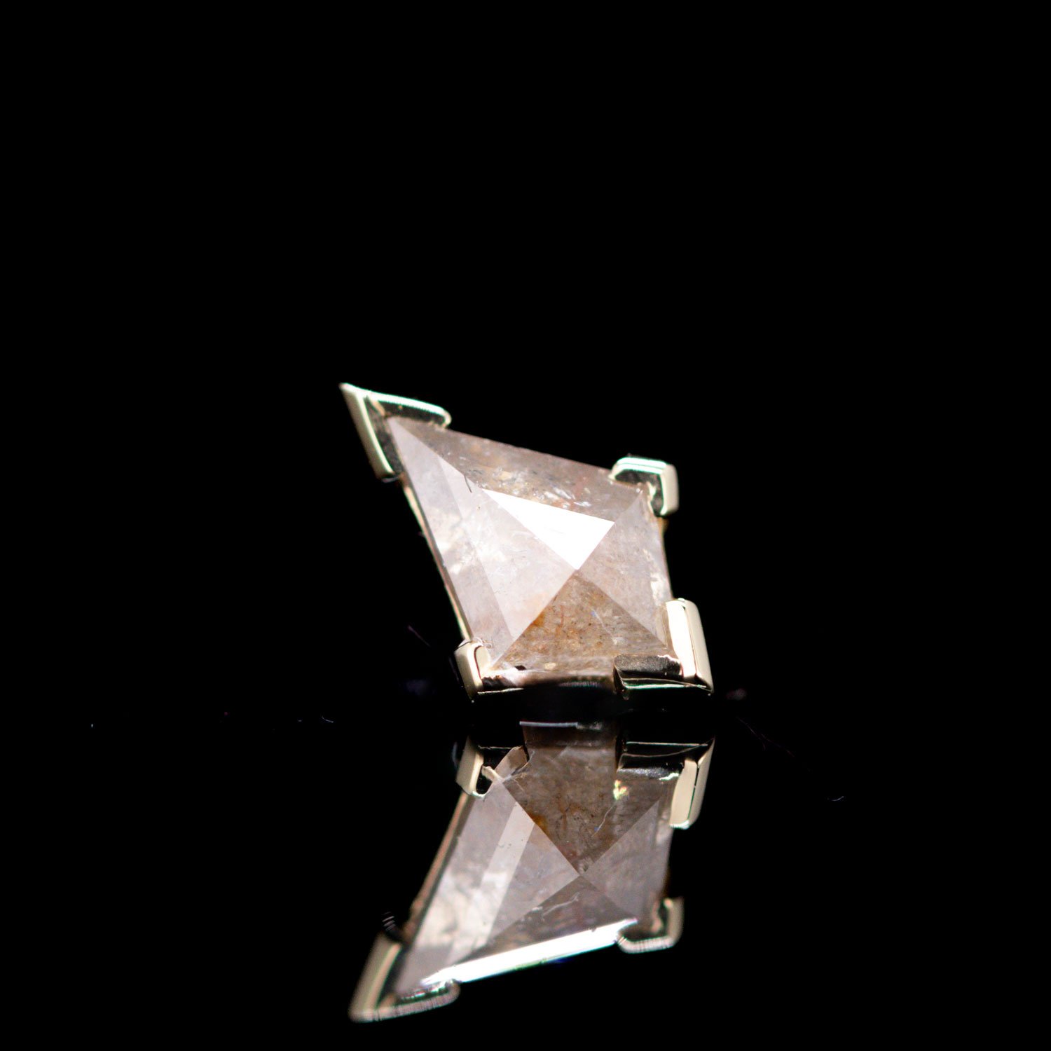 Rustic Kite Diamond