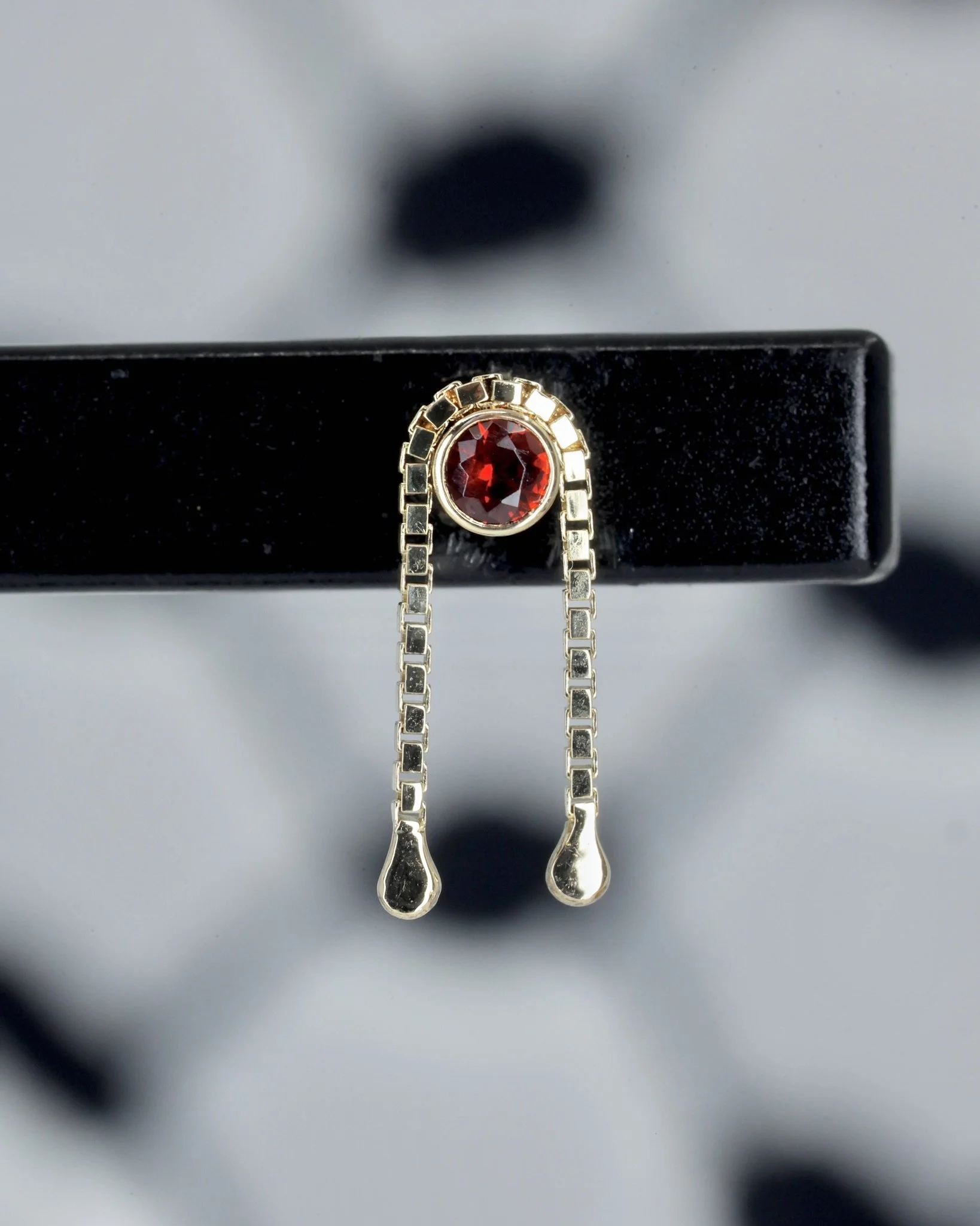 Anthill Garnet Mini Veil