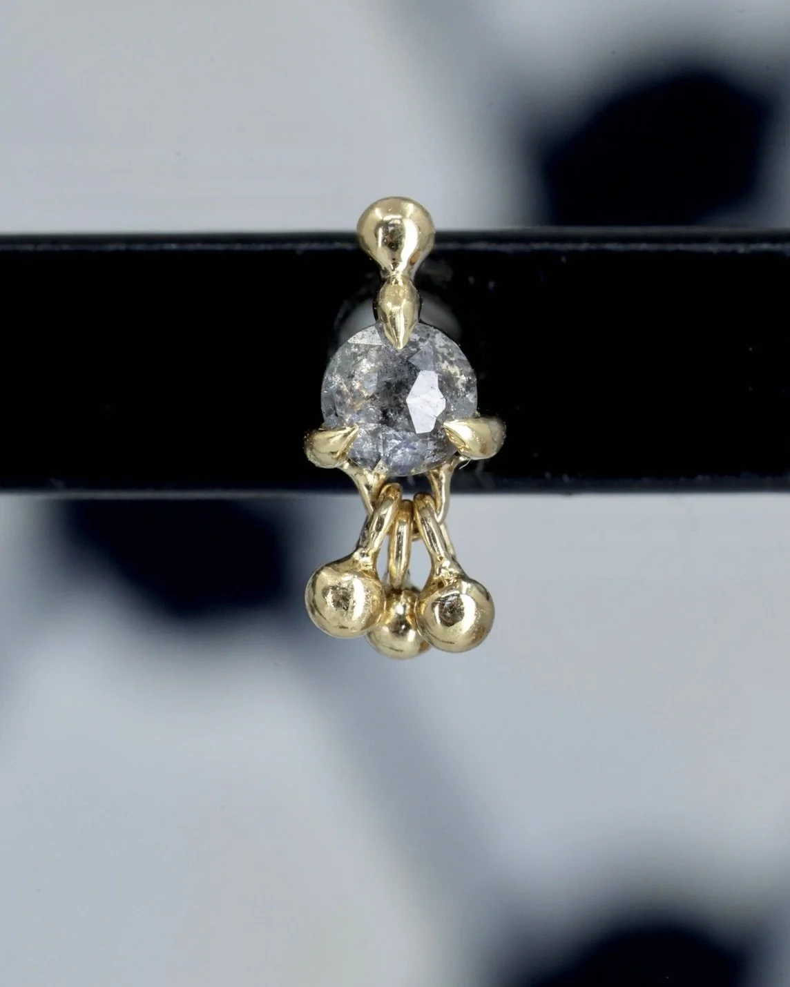 Beaded Grey Diamond Nijmeh