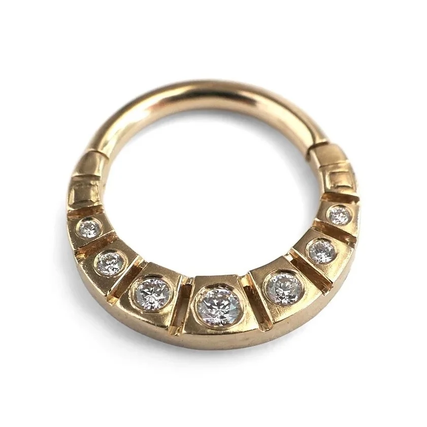Kitt Hinged Ring