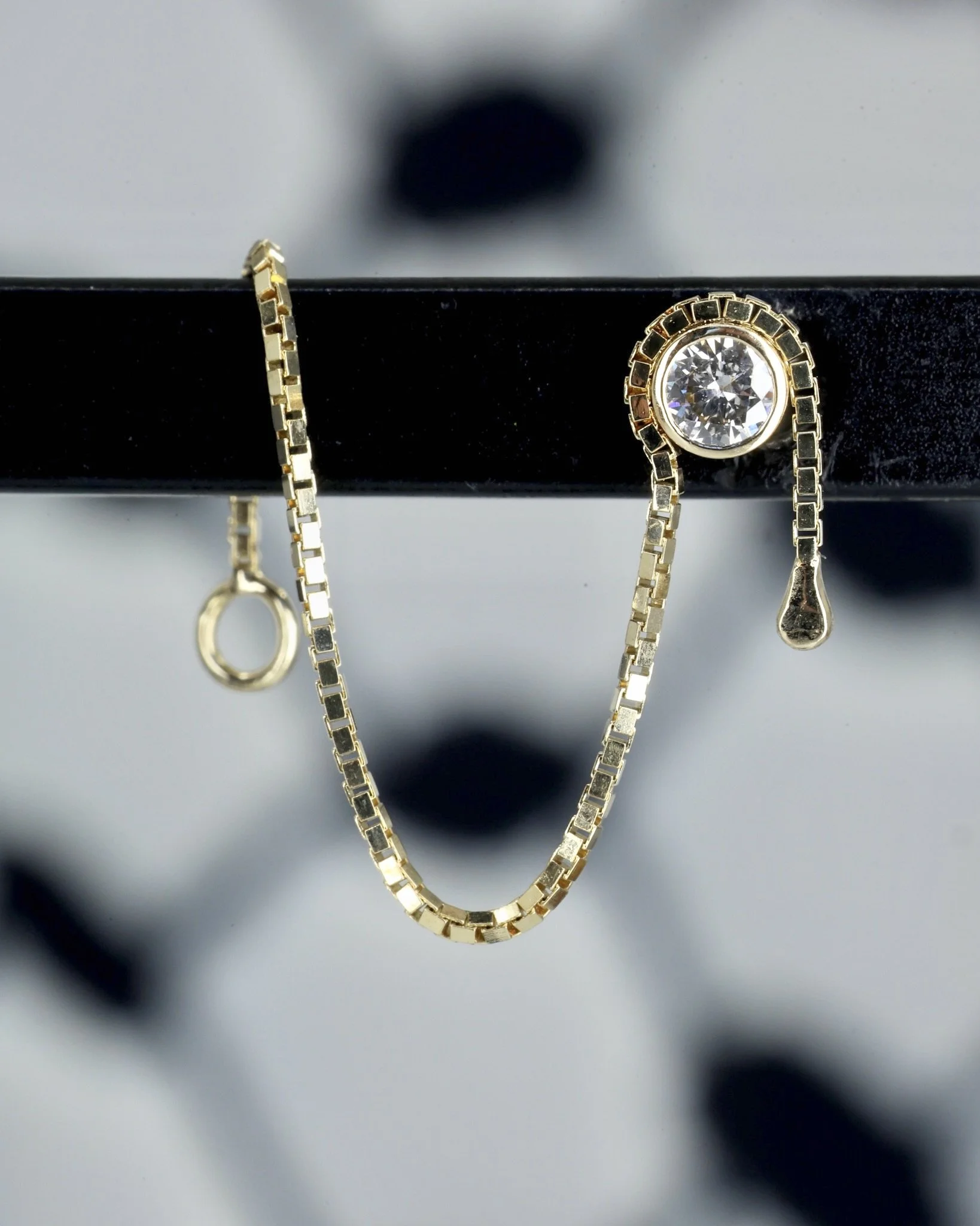 Diamond Connector Veil