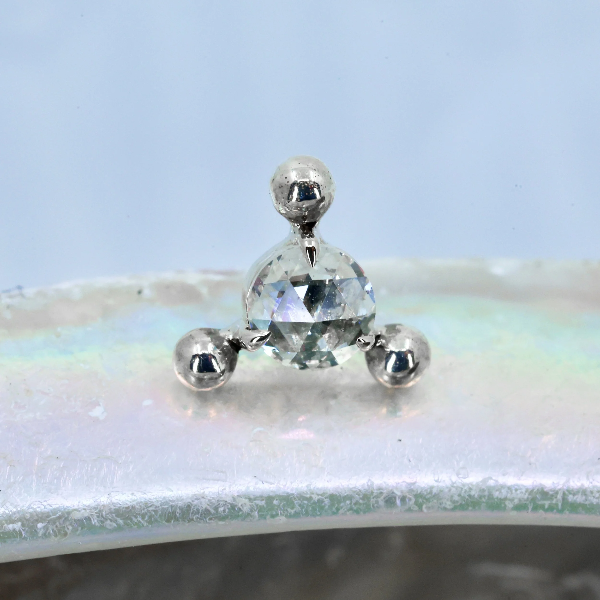 Ice Grey Nijmeh