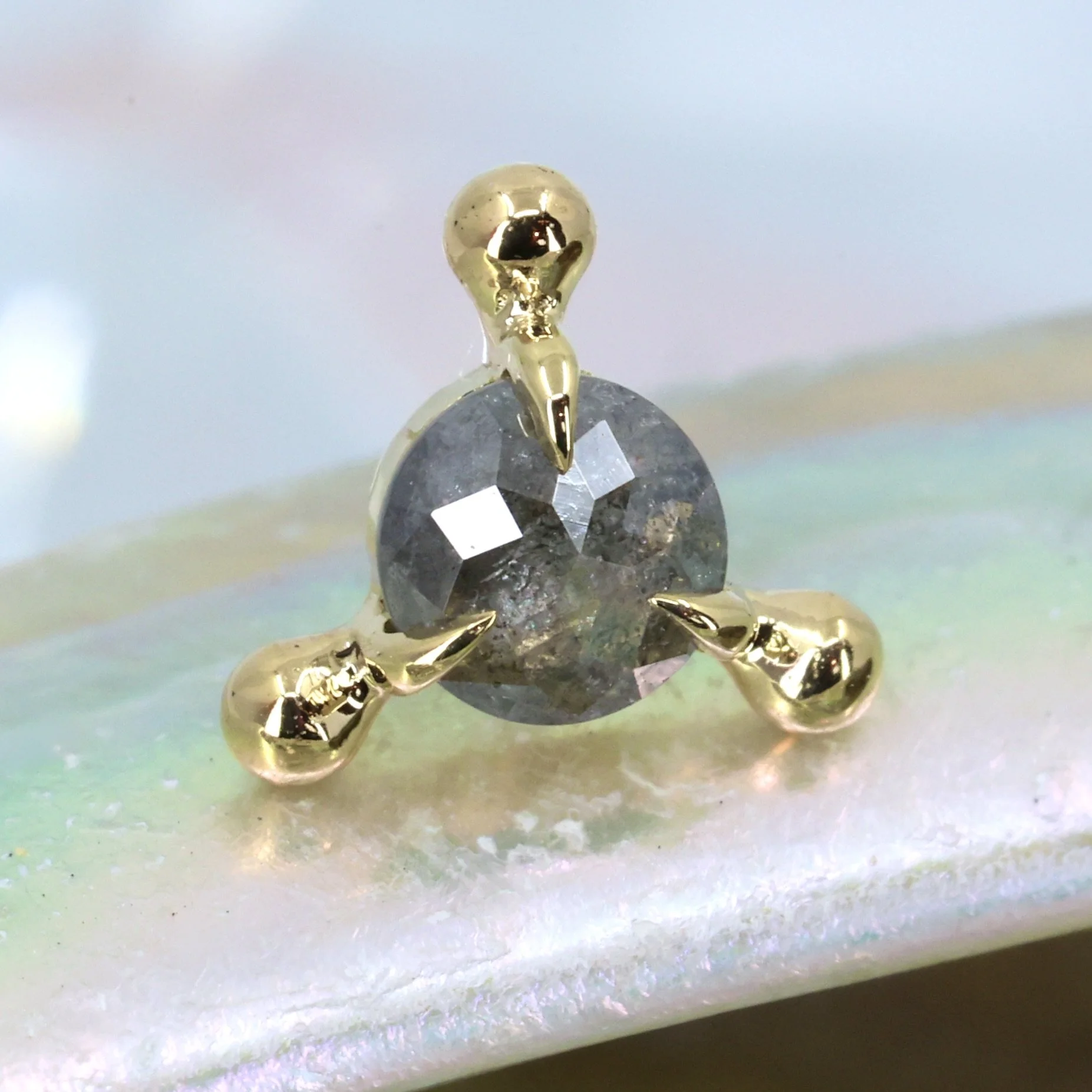 Grey Diamond Nijmeh