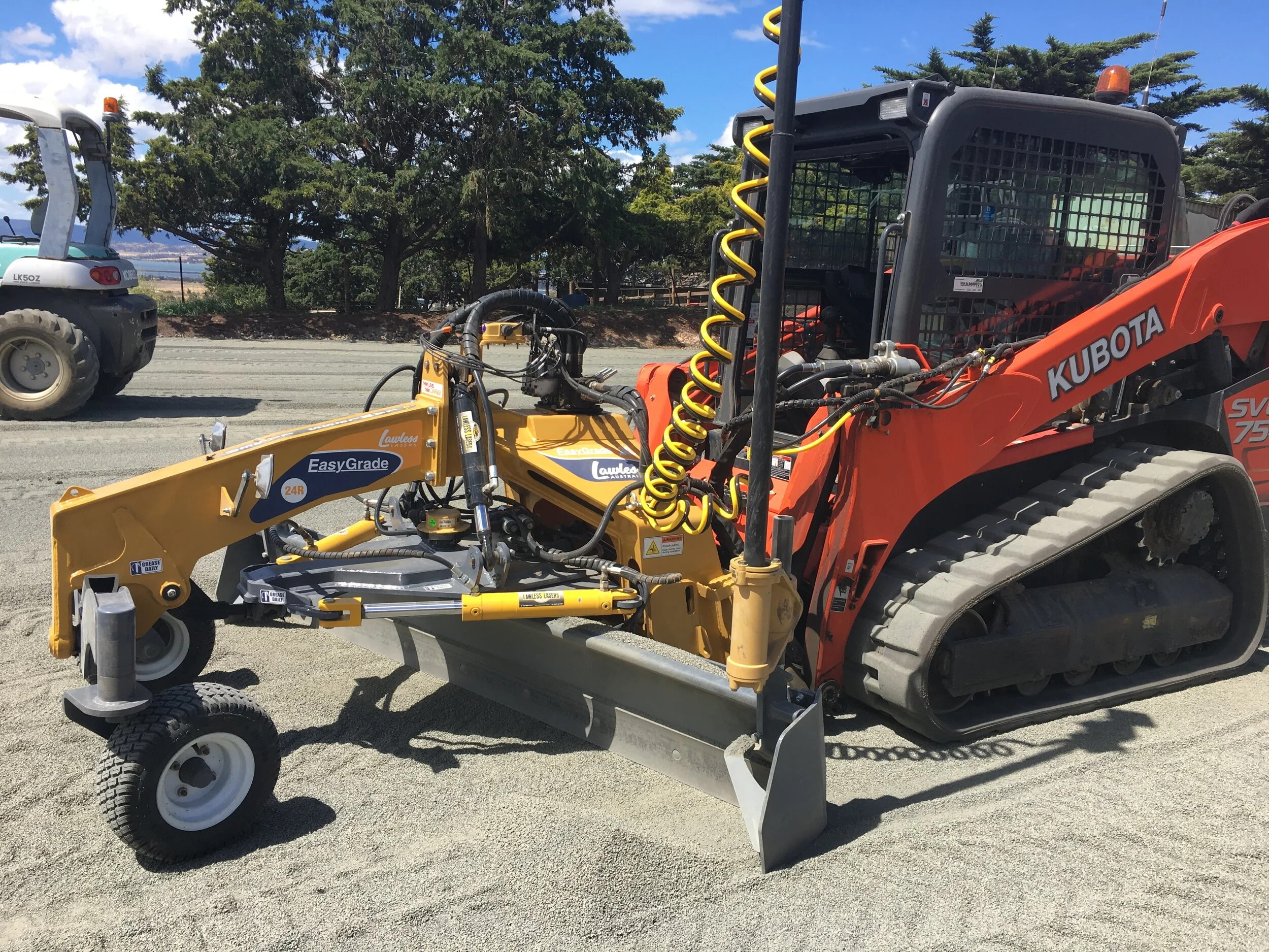 EasyGrade R-Series Side View.JPG