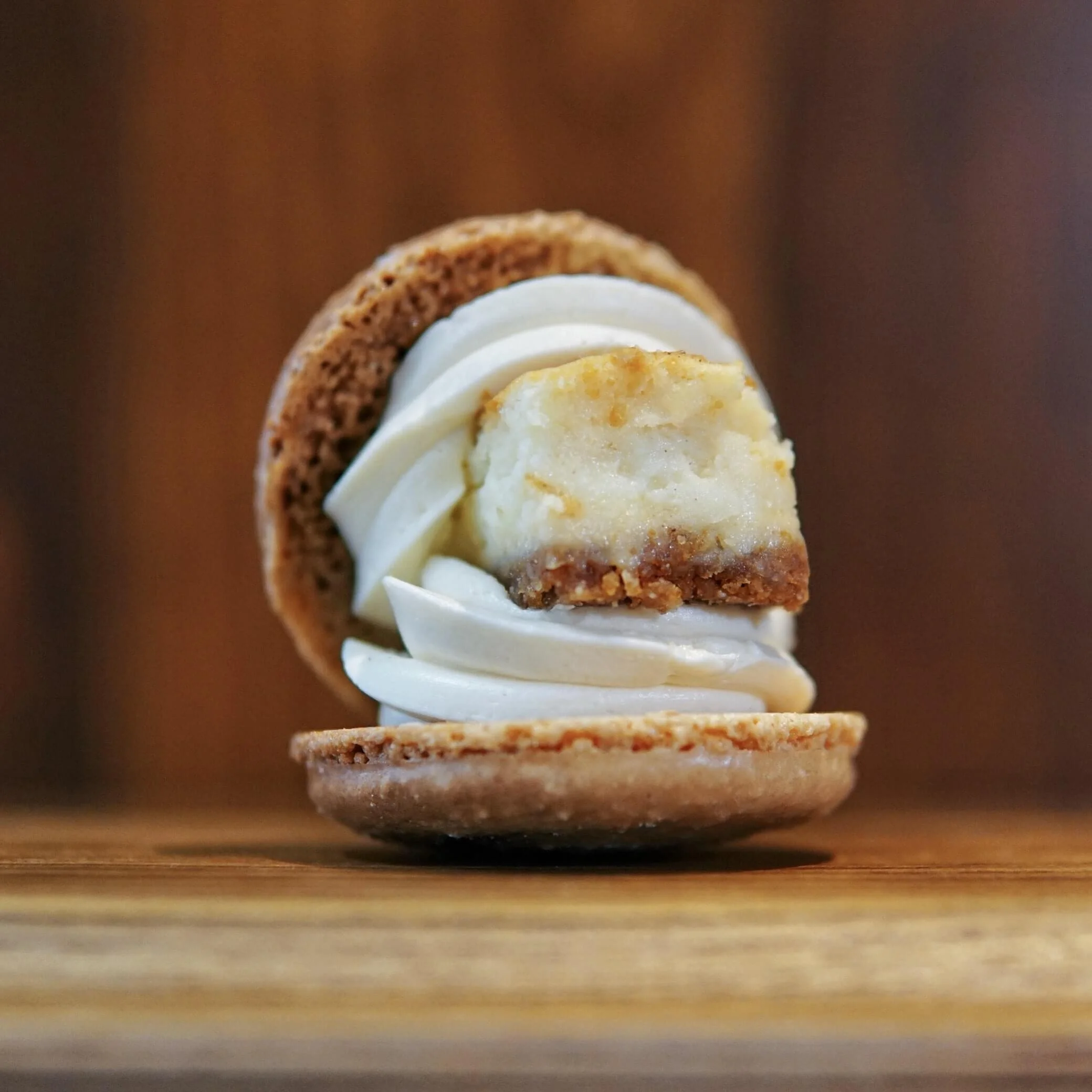 best-macarons-toronto-thesocialblend-Dulce de leche Cheesecake.jpeg