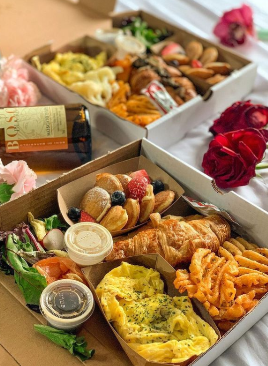Is It Picnic Season Yet? 5 Delicious Picnic Boxes in Toronto 