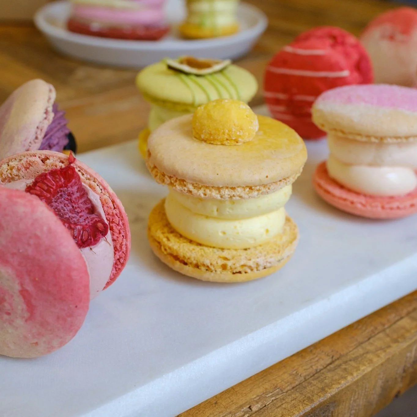macarons+toronto+cafe+coffee+cake+dessert+-04.jpg