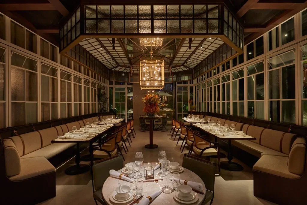 Mott-32-Bangkok-Main-Dining-Area-1024x683.webp