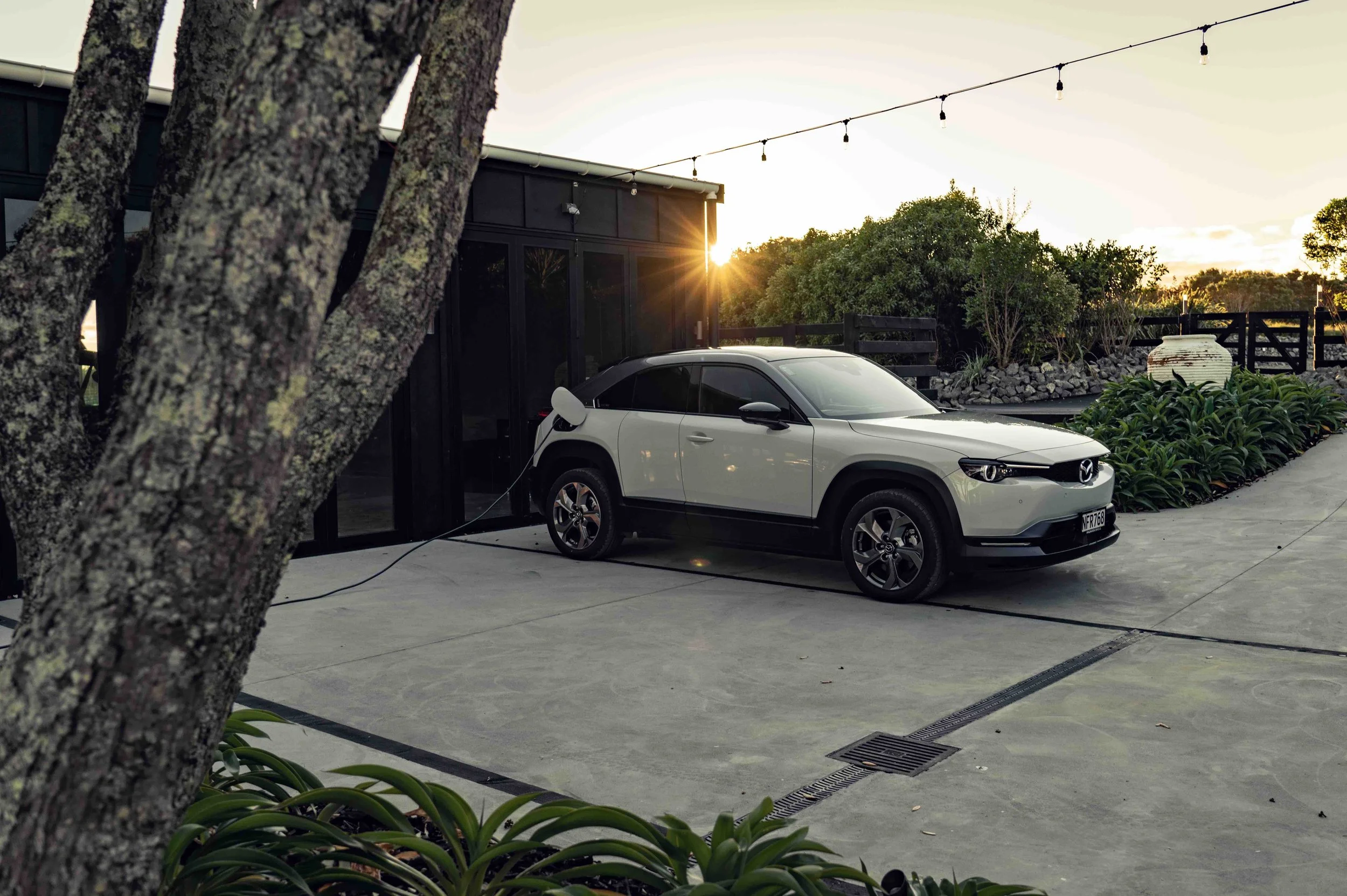 NZ EV Drivers Save $35,000 in fuel Over Lifetime of Car