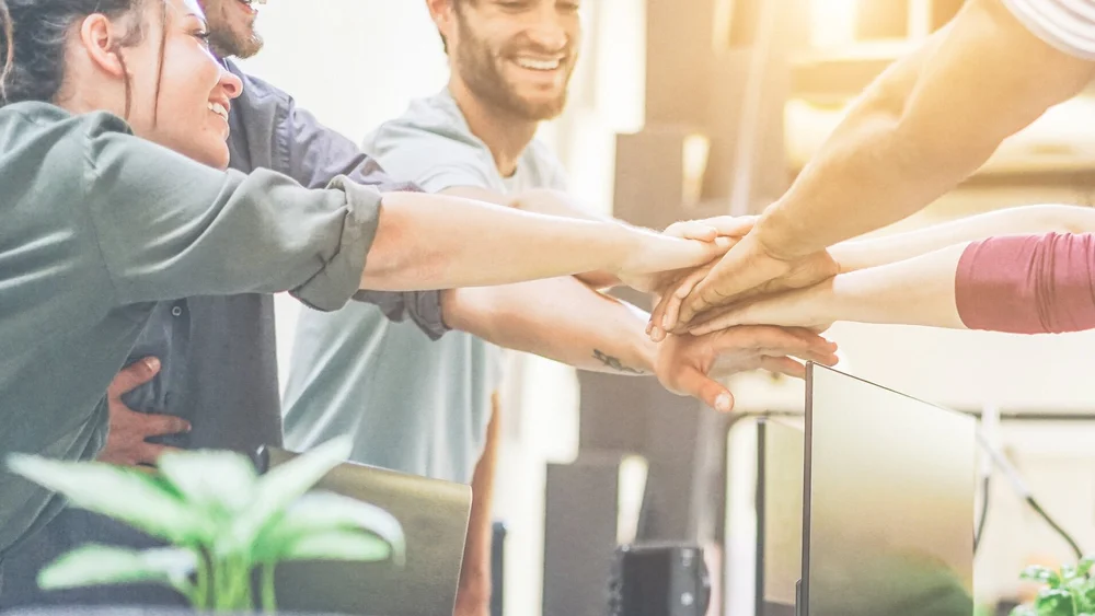 A Guide to Building Your Team as an Indie Musician — Venture