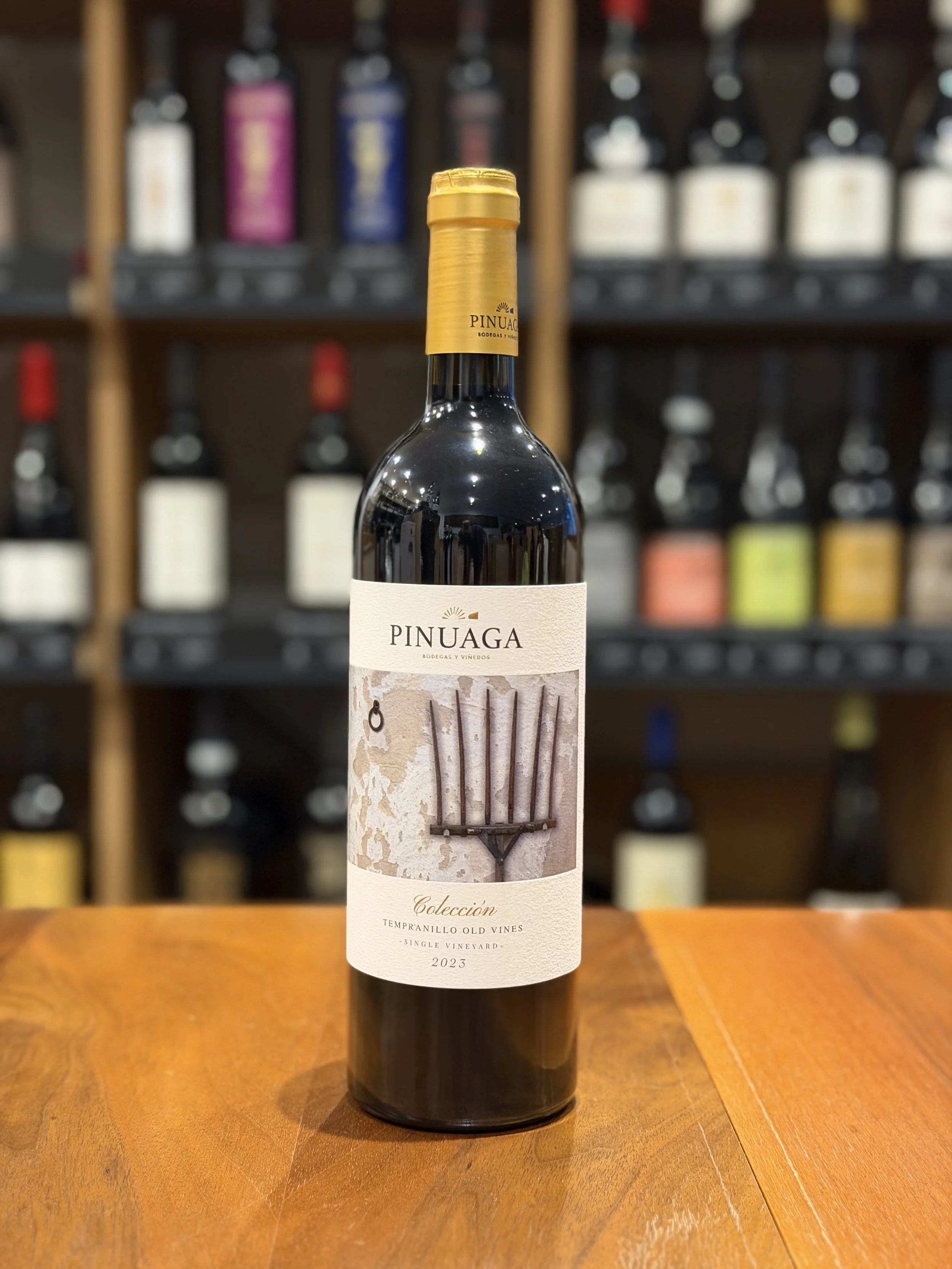 Pinuaga Coleccion VdIT - Bodegas y Viṅedos Pinuaga