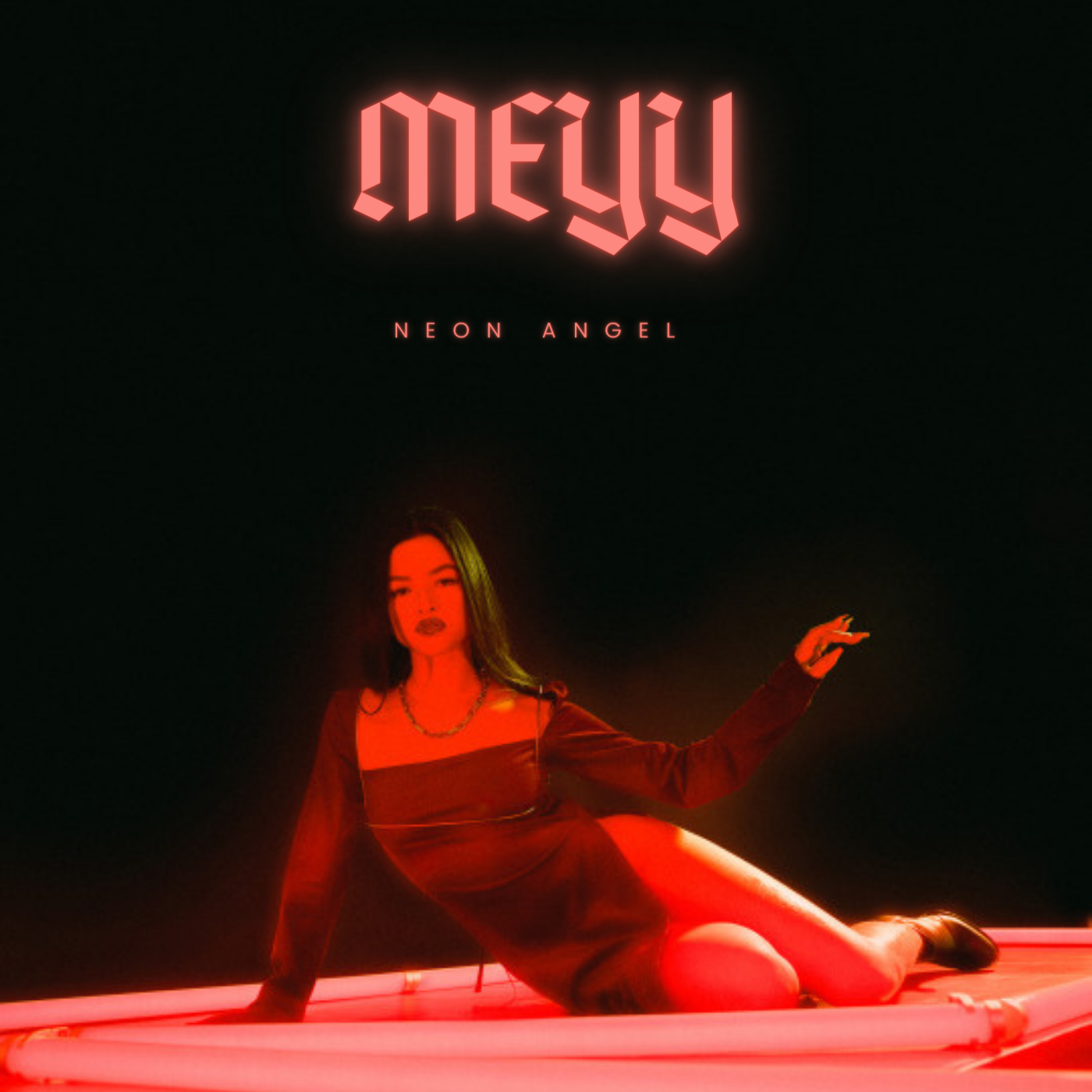 MEYY's 'Neon Angel'