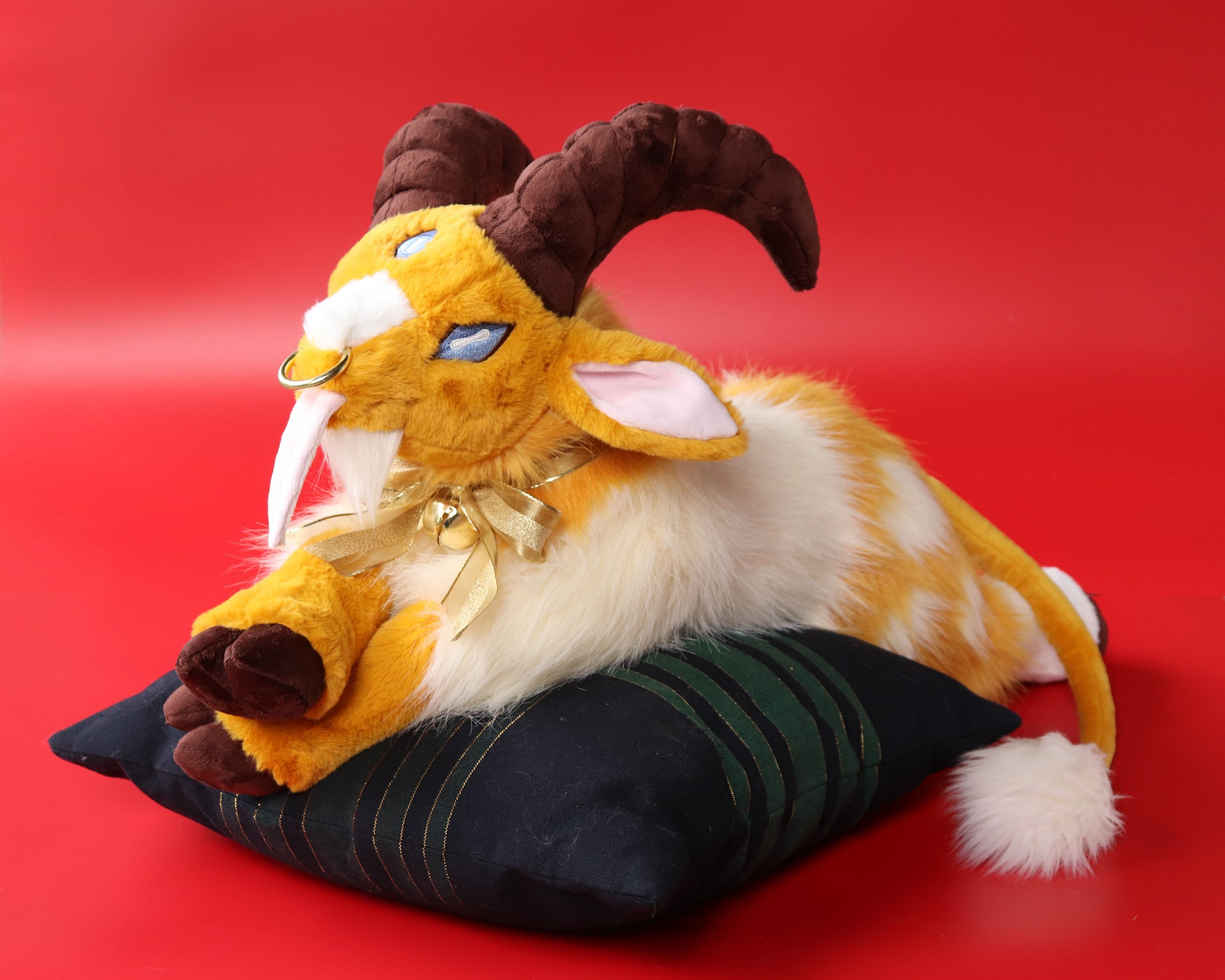 krampus yellow.jpeg