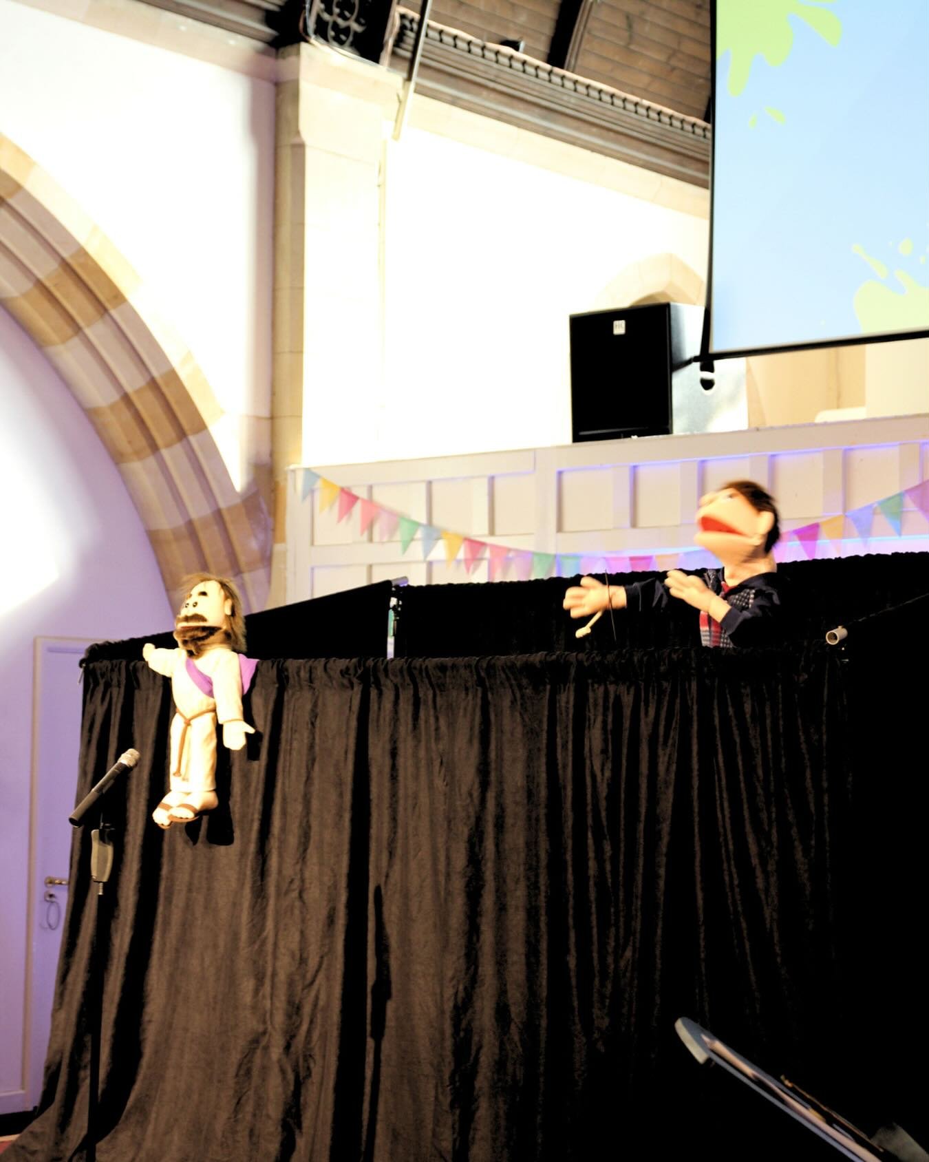 Bubble Church is back! 🩵

Bubble Church is a free, puppet-packed, Jesus-centred, coffee-and-croissant-fuelled, 30 minute kids and families adventure for those with children under the age of 8! 

Come and join in the fun this Sunday 9am-9:30am 🙌

Si