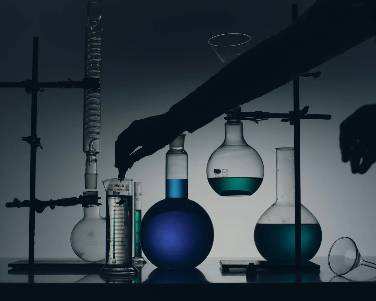 Graceful #010 - Biohacking 101; Can You Hack Your Way to a Longer Life?