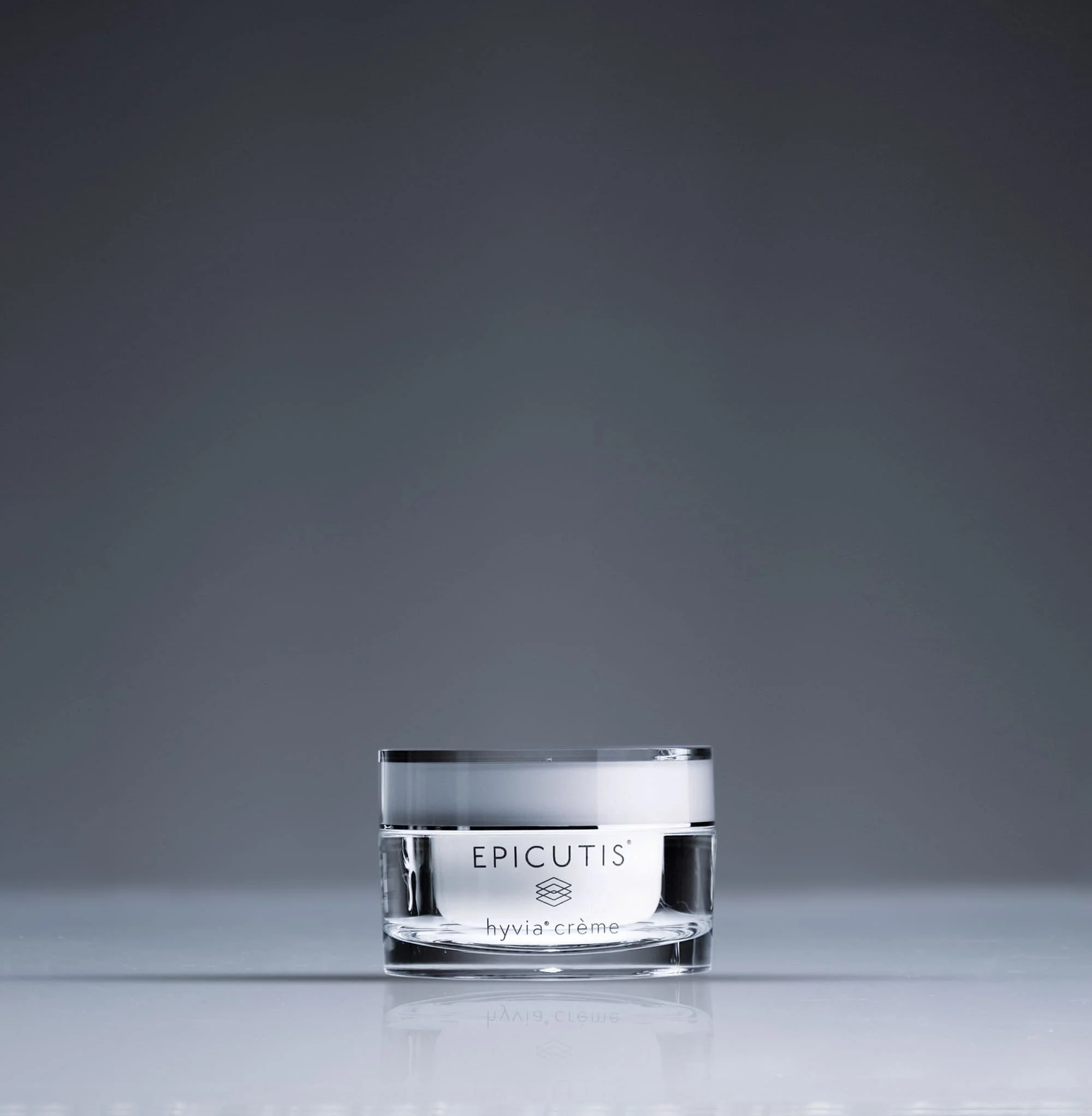 Hyvia-Creme-1.jpg