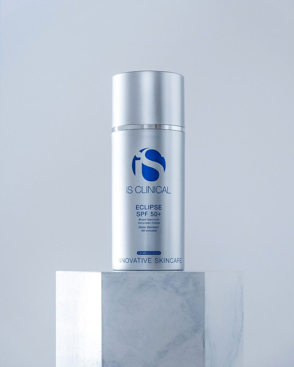 iS Clinical Eclipse SPF 50 - Translucent 100g