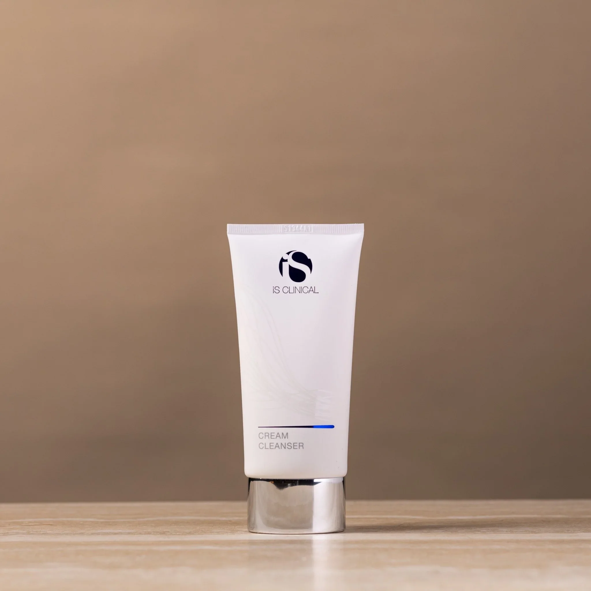 iS Clinical Cream Cleanser 120ml