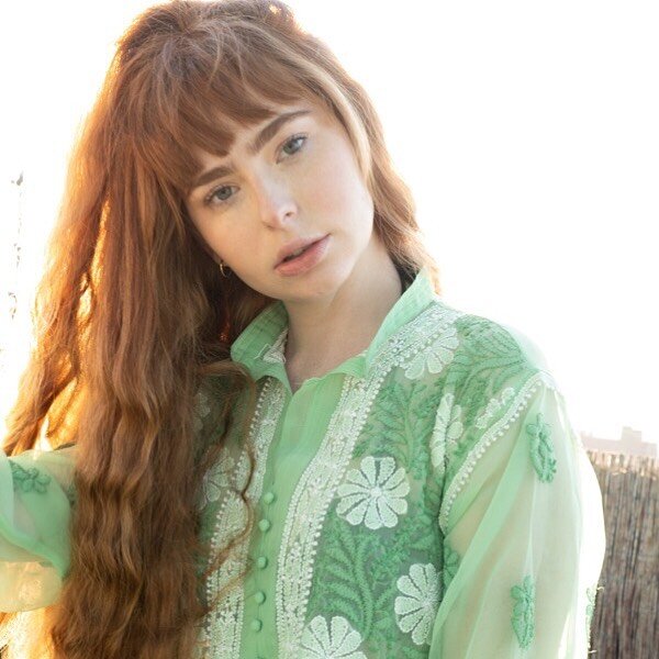 Offering a quiet sense of sensuality, this hand-embroidered Seafoam Georgette Kaftan, showcases densely intricate white-thread stitch work in the form of floral motifs and feminin accents on semi-sheer lightweight breathable fabric with full-length f