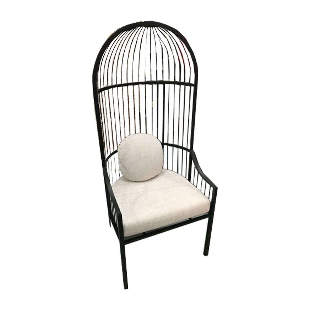 CHAIR WIRE FEATURE - BLACK - 160cmH.jpg