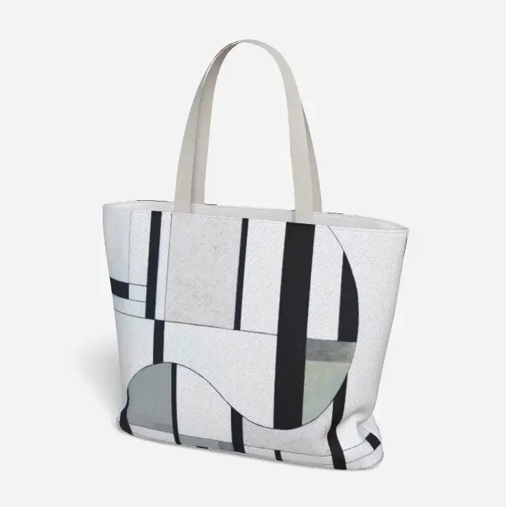 NavigatingInfluences-LargeTote-Poly-unLined-NatStrap.webp
