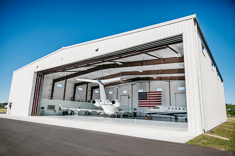 Nelson Family Hangar | Friede &amp; Associates | Reedsburg, Wisconsin