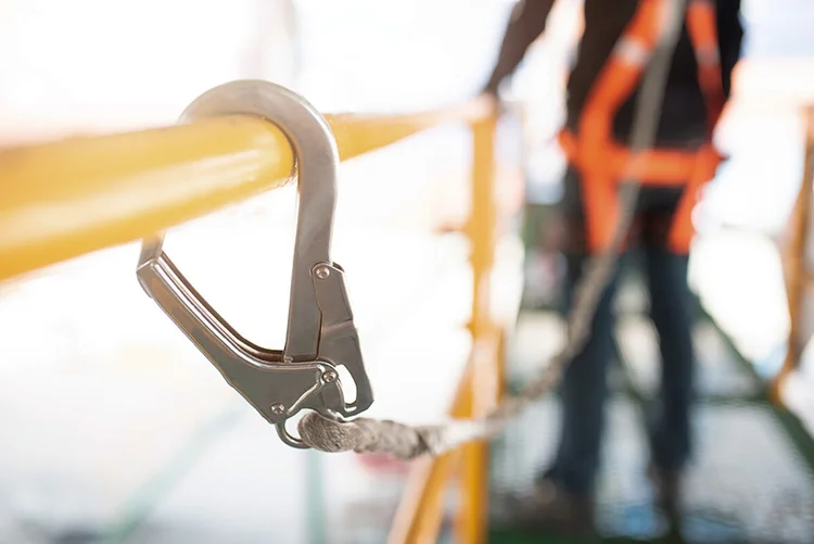 Rooftop Fall Protection Toolbox Talk — Friede & Associates