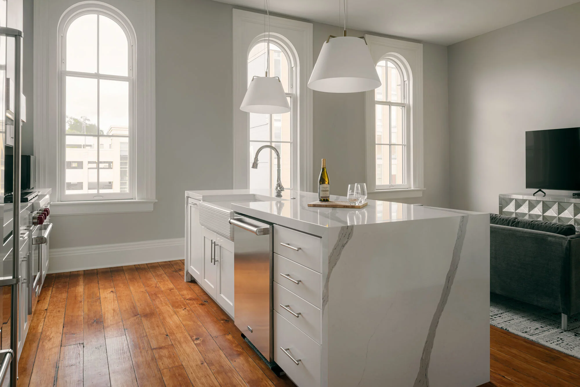 Genisa Wine Bar Janesville, Wisconsin — Friede & Associates