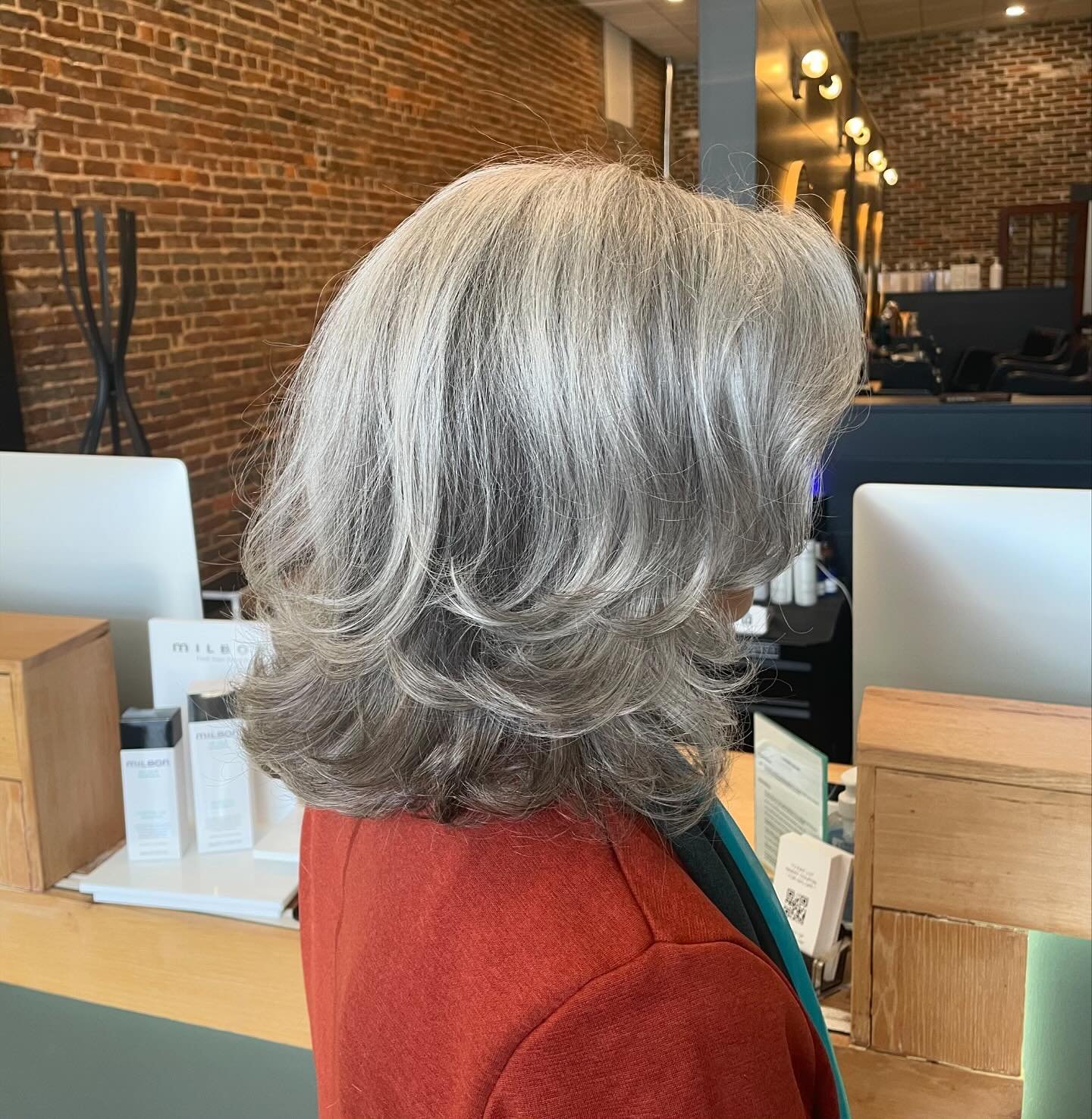 Another beautiful head of hair transformed for a beautiful soul. 🫶🏼😊💖

Hair by @jonasjones81