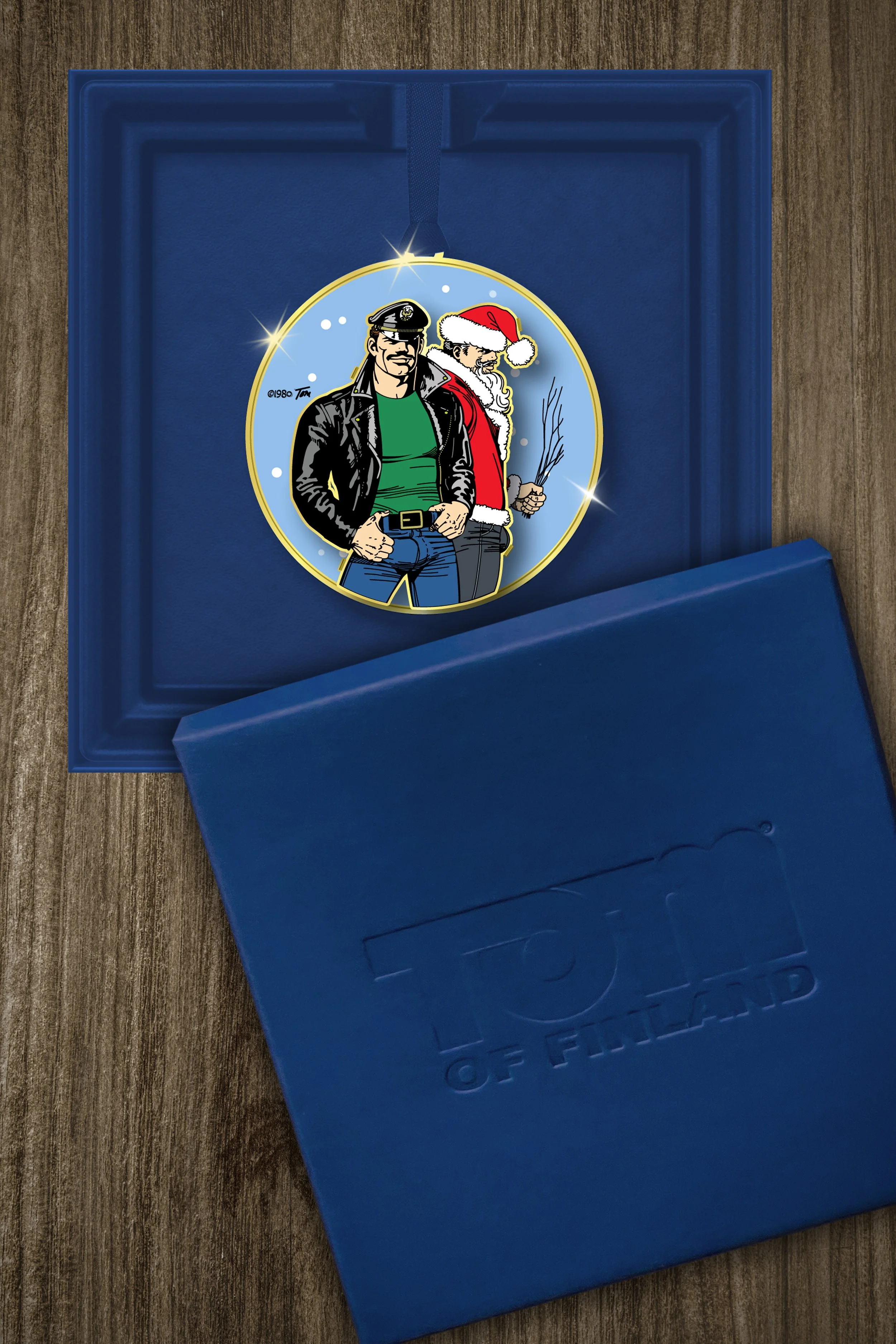 ornament withbox.jpg