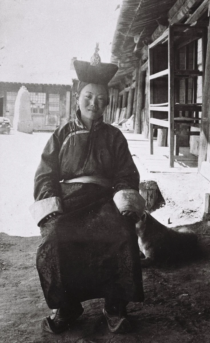 Mongolian girls in Urga, 1911-12/TAR 