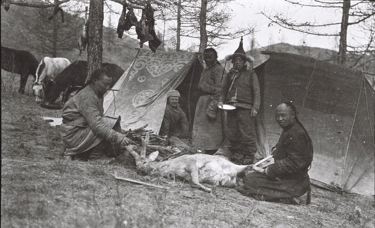  Shiar, O.M.’s, Kamehr, Orta &amp; Lobsen Yantsang with roedeer at the camp in the woods outside Urga, March 1912/TAR 