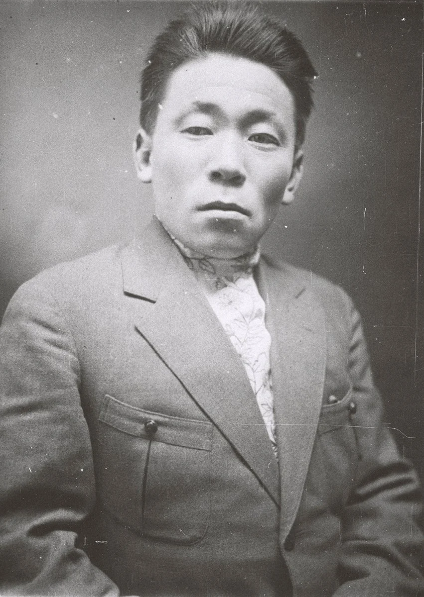  A young-party man (name unknown though important) 1925/Schönauer 