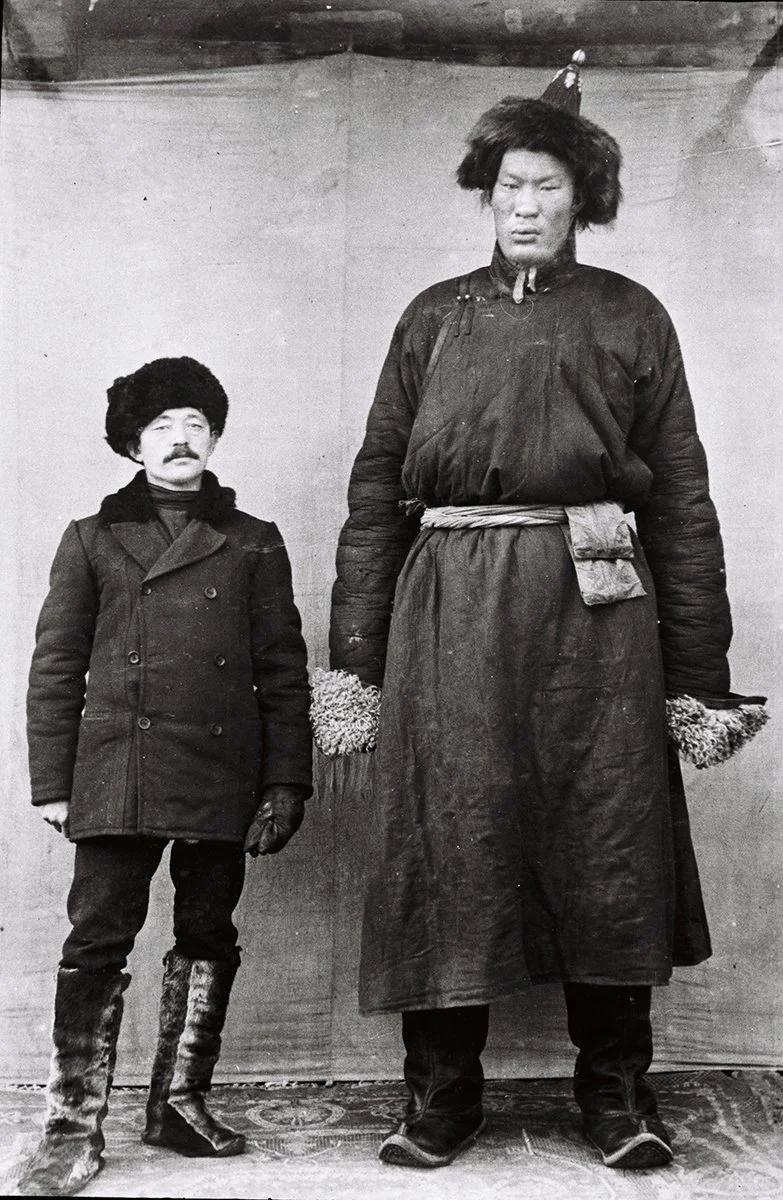  Under Gungur, the giant, &amp; a Russian/CHI 
