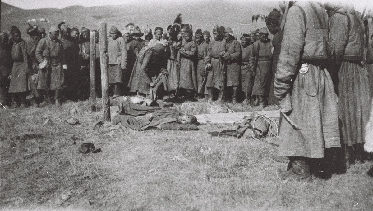  Both the executed men on the ground/H. Lucander 